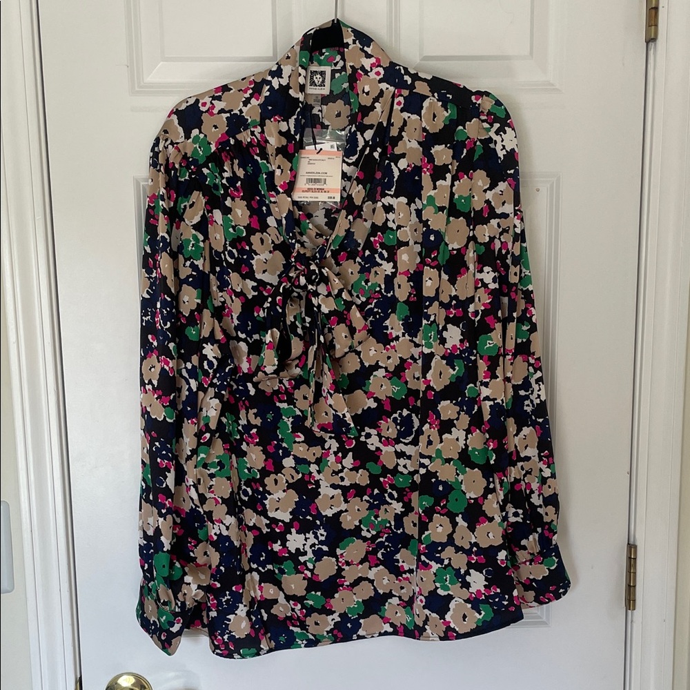 Anne Klein Floral Shirt with bow - NWT 2X